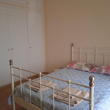 Apartment On The Beach Артеміда Екстер'єр фото