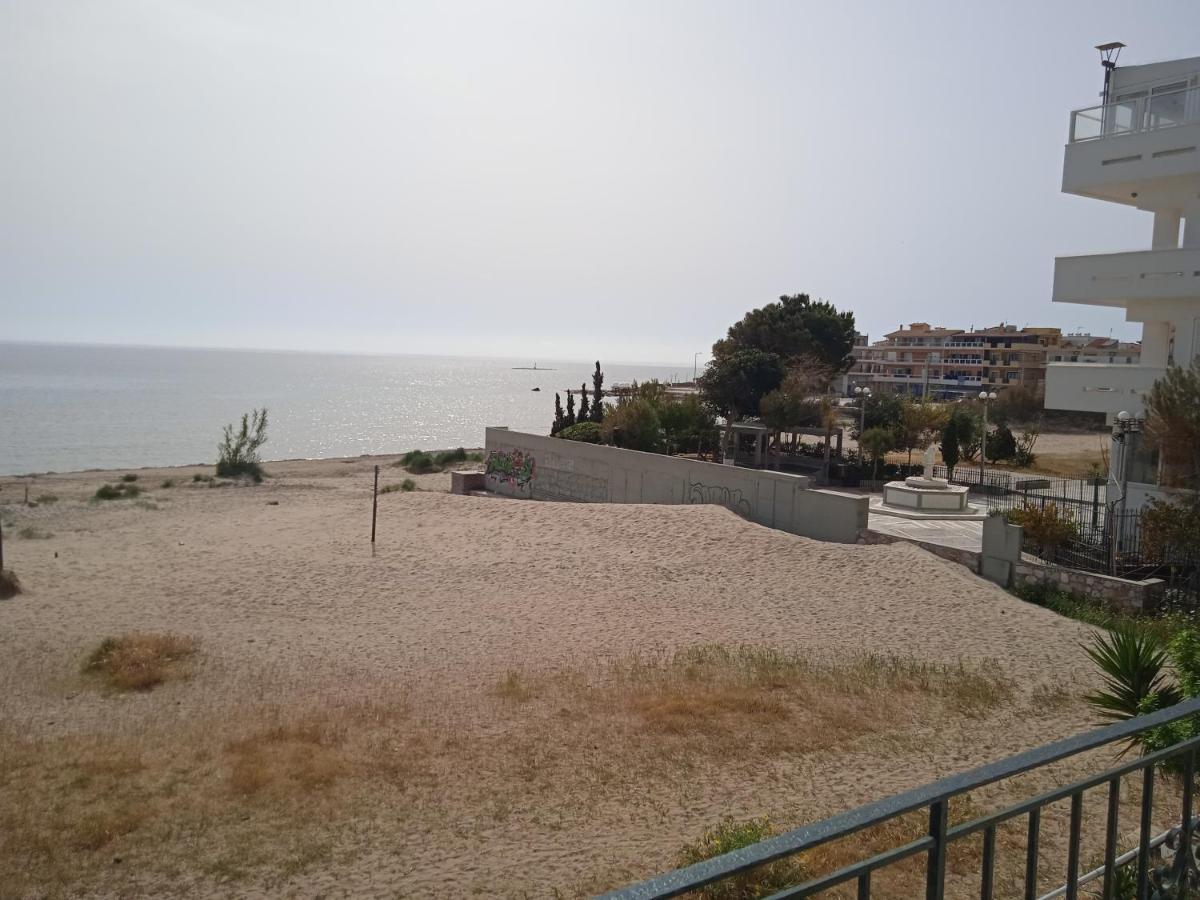 Apartment On The Beach Артеміда Екстер'єр фото