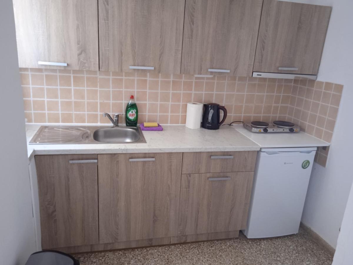 Apartment On The Beach Артеміда Екстер'єр фото